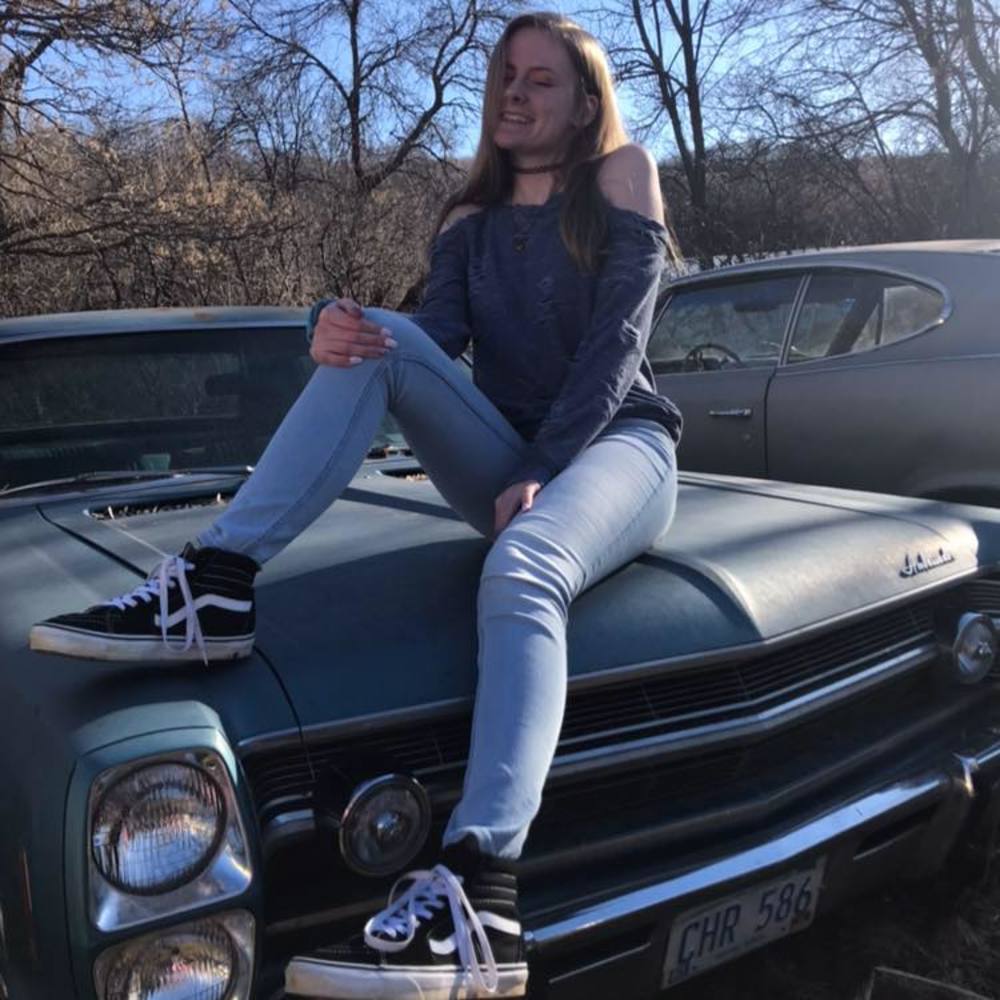 Meet your Posher, Lex